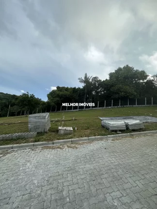 Imagem Terreno à Venda em Condomínio Fechado Localizado na praia de Taquaras em Balneário Camboriú - SC