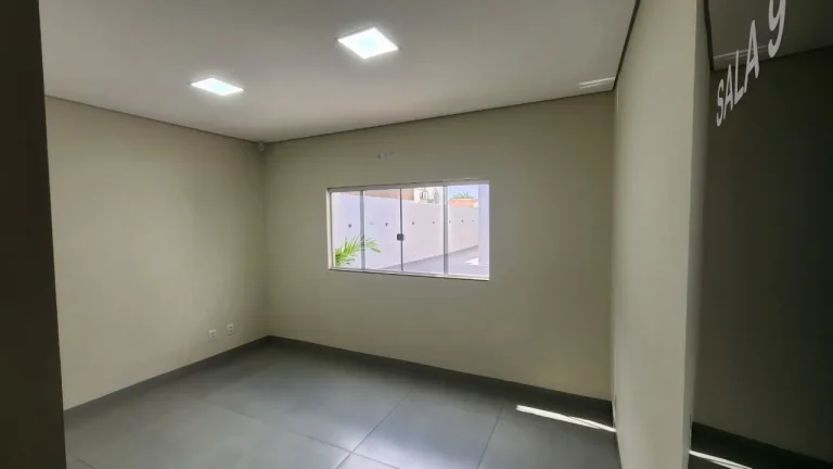 Imagem Imóvel Comercial com 10 Salas – Excelente Investimento
