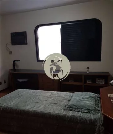 Imagem OPORTUNIDADE!!! APARTAMENTO GRANDE COM 4 SUITES, DEP. EMPREGADA REVERSIVEL, LAVABO, 3 VAGAS DE GARAG...