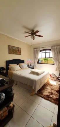 Imagem Casa à venda Tereza Cristina - Área útil 243 m2 com 3 dormitórios sendo 1 suíte - 2 vagas - Bairro M