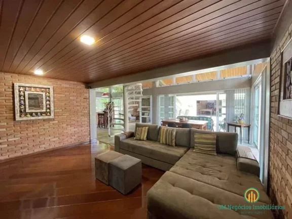Imagem Casa MOBILIADA 4d (3sts) , lareira, piscina, anexos gourmet/multiuso!