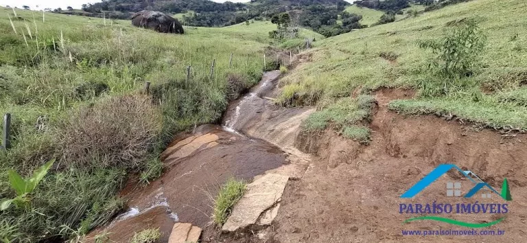 Imagem Seu Refúgio nas Nuvens: Terreno Exclusivo na Serra da Mantiqueira!