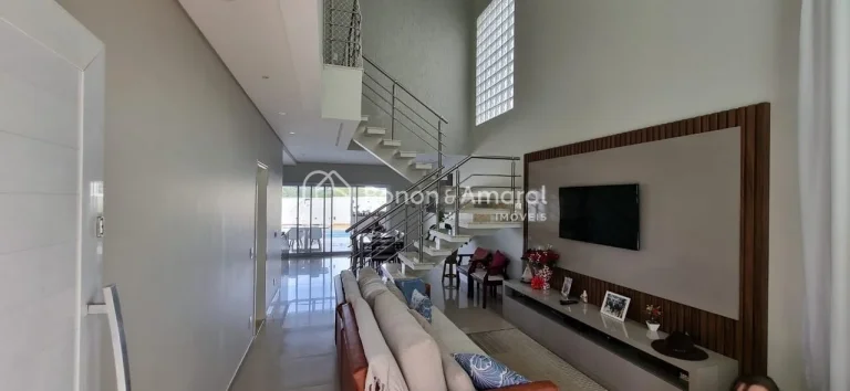 Imagem Excelente sobrado no Condomínio Le Village, em Valinhos, com 220m² de área privativa em um terren...