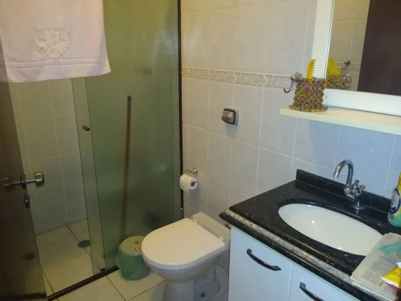 Imagem Sobrado com 3 Quartos e 3 banheiros à Venda, 126 m² por R$ 750.000