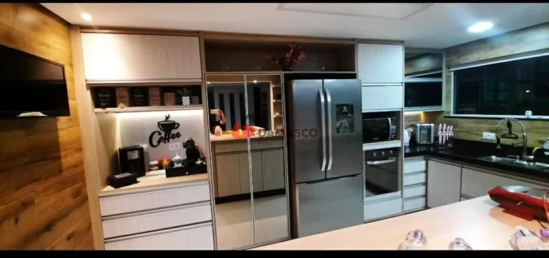 Imagem Sobrado à venda 3 Quartos, 3 Suites, 3 Vagas, Nova Gerty, São Caetano do Sul - SP