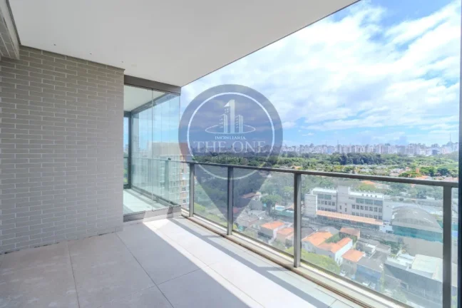 Imagem Cobertura de Luxo em Moema, São Paulo-SP: 3 Quartos, 3 Suítes, 2 Salas, 4 Banheiros, 6 Vagas de Garagem, 398m² de Área.