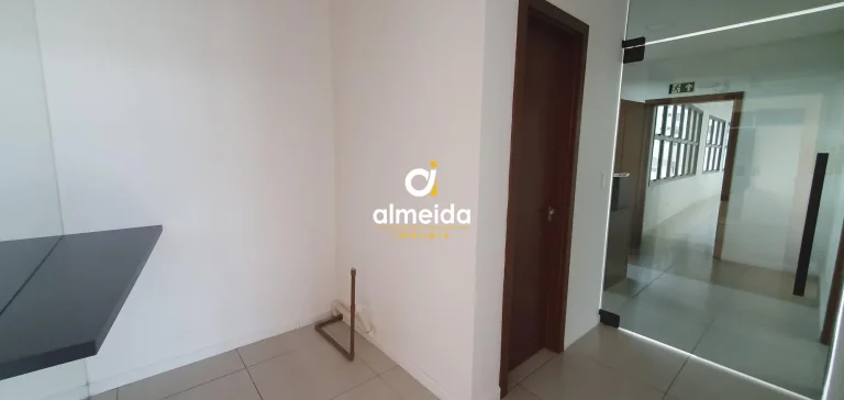 Imagem Sala Comercial 2 dormitórios para vender ou alugar Nossa Senhora de Lourdes Santa Maria/RS