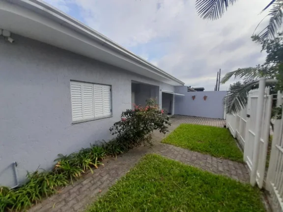 Foto do imóvel: Casa 3 Dormitórios - Bairro Jardim Beira Mar