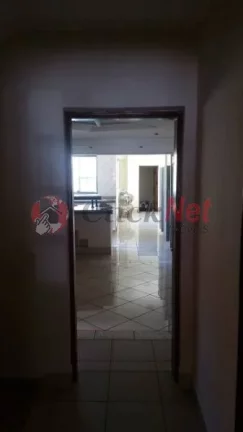 Imagem Casa Assobradada para Venda no bairro Vila Camilópolis, 2 dormitórios, 1 suíte, 8 vagas, 317m² m, 153m² m