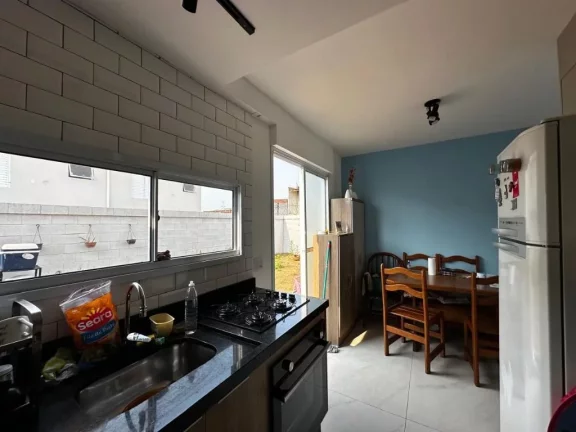 Imagem Sobrado com 2 dormitórios à venda, 57 m² por R$ 395.000,00 - Vila Colorado - Suzano/SP