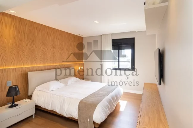 Imagem Apartamento na Rua Tito 19 com 3 suítes e 3 vagas, 187m²