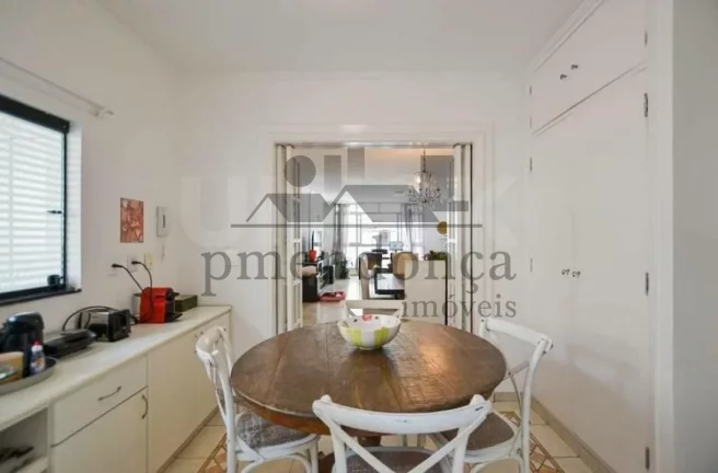 Imagem Apartamento na Rua Dr Homem de Melo com 170m², 3 quartos (1suíte) e 1 vaga.