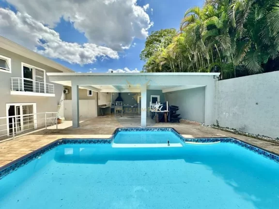 Imagem Casa em Condomínio a Venda no bairro Golf Gardens - Carapicuíba, SP