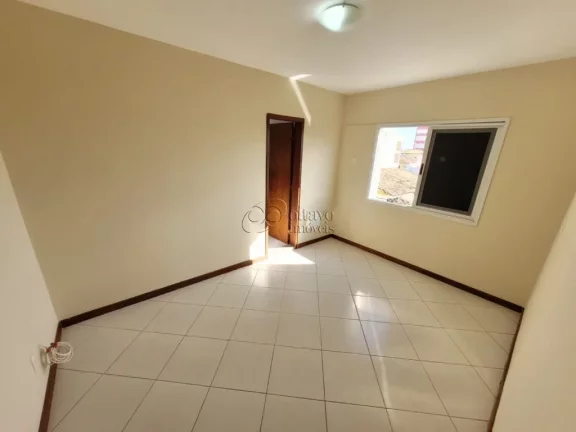Imagem APARTAMENTO RESIDENCIAL À VENDA, RIVIERA FLUMINENSE POR 392 MIL, EM CONDOMÍNIO COM PISCINA E CHURRASQUEIRA, MACAÉ.