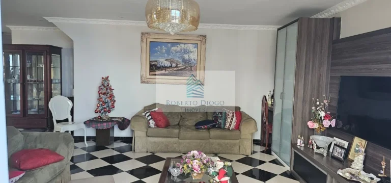 Imagem Apartamento de luxo à venda na Barra da Tijuca, Rio de Janeiro - 4 quartos, 2 suítes, 2 salas, 4 banheiros, 3 vagas de garagem - 304m².