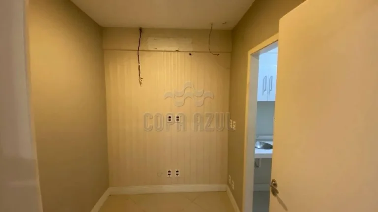 Imagem Copacabana – Rua Santa Clara | Comercial › Comercial 0 quarto(s) à Venda