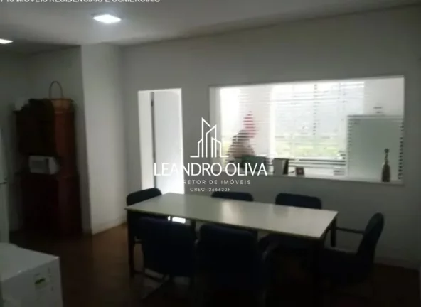 Imagem Casa Comercial em Higienópolis – 700m² de terreno | 600m² de área construída
