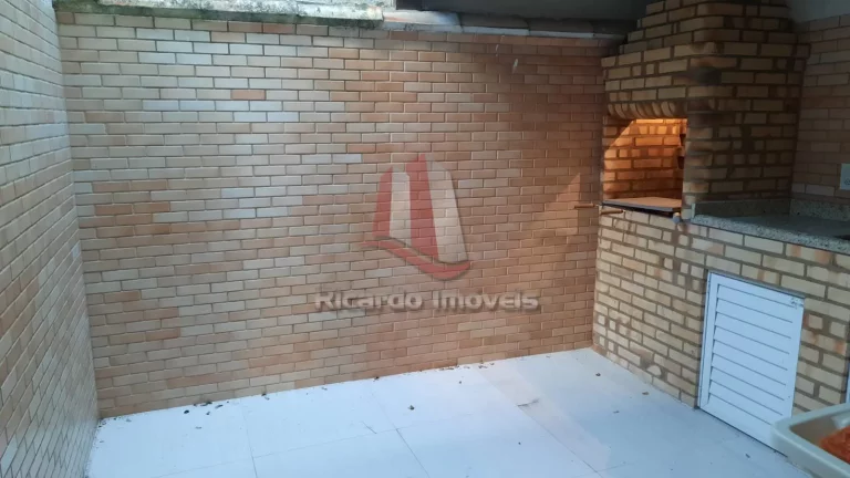 Imagem Lindo Triplex Semi Mobiliado Peró