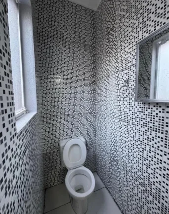 Imagem Salão Comercial para Locação em Sorocaba-SP, Bairro Jardim Piazza Di Roma: 1 Sala, 3 Banheiros, 5 Vagas de Garagem, 290m².