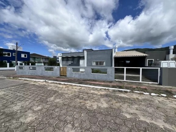 Casa para Venda em Florianópolis / SC no bairro São João do Rio Vermelho