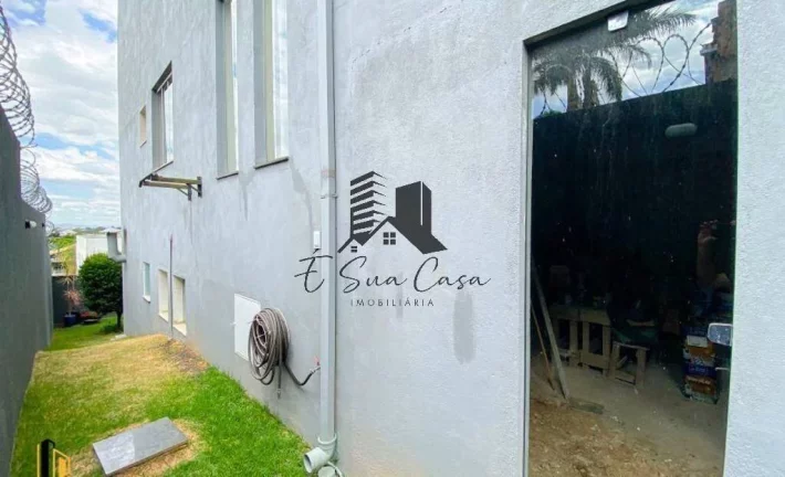 Imagem Casa de 4 Quartos, Bairro Trevo