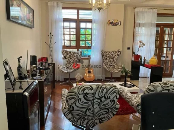 Imagem Sobrado à venda 3 Quartos, 3 Suites, 4 Vagas, 315M², Jardim São Caetano, São Caetano do Sul - SP