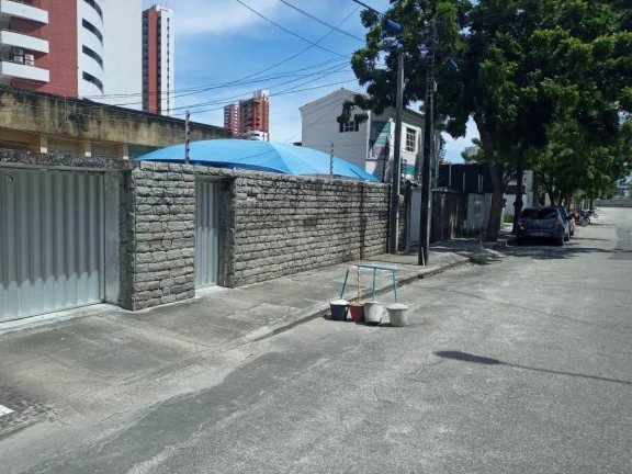 Imagem Casa a venda no Cocó