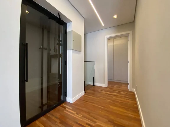 Imagem Casa com 5 quartos à venda, 542 m² por R$ 3.500.000 - Alphaville Industrial - Barueri/SP
