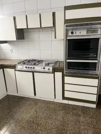 Imagem 4QUARTOS+SUÍTE+1VAGAS+ÁREA SEPARADA+SEM FIADOR