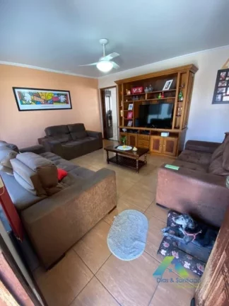 Imagem SANTO ANDRÉ Casa 200M², 3 dormitórios, varanda gourmet, 4 vagas de garagem, ótima localização e valor !!!