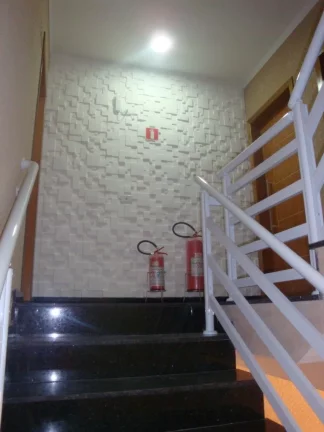 Imagem Cobertura à venda na Vila Tibiriçá - Santo André - 2 quartos, 1 banheiro, 1 vaga de garagem - 124,00 m² de área.