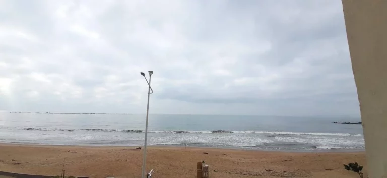 Imagem Apartamento a venda frente mar