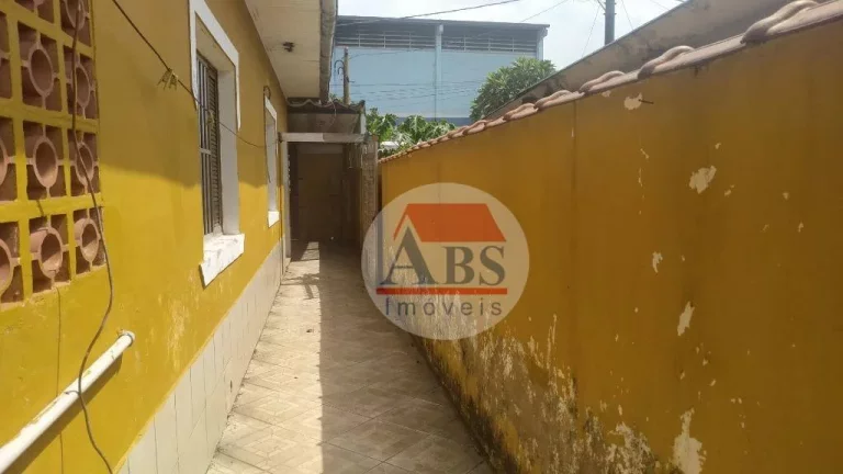 Imagem Casa com 2 dormitórios à venda, 131 m² por R$ 330.000,00 - Vila Couto - Cubatão/SP