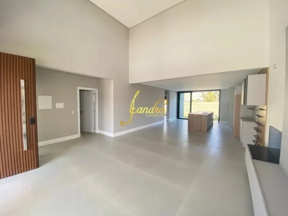 Imagem Casa térrea com 04 suítes, 155m² de área construída com mobília fixa