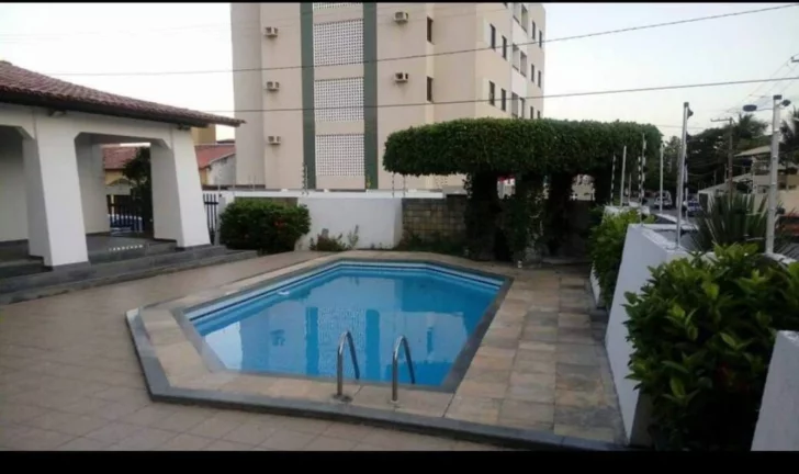 Imagem Casa à Venda em Farolândia - Espaçosa, Confortável e Bem Localizada!