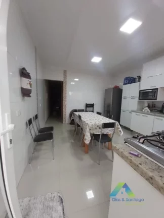 Imagem Sobrado com 3 dormitórios à venda, 220 m² por R$ 749.000,00 - Vila das Mercês - São Paulo/SP