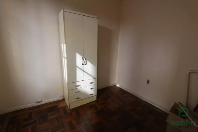 Imagem Apto de 4 dorm. para venda, ao lado do Gasômetro, Bairro Centro Histórico, Porto Alegre/RS.