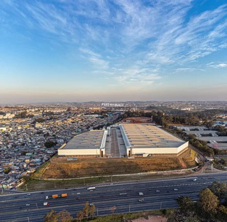 Imagem Galpão com 3.820 m² em Guarulhos