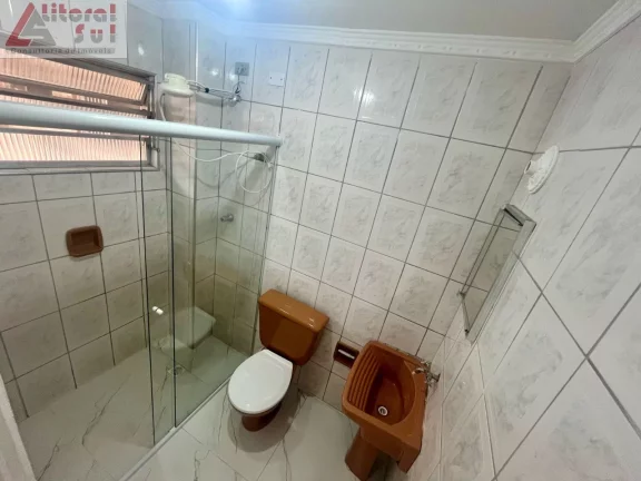 Imagem Kitão à venda em Praia Grande-SP, Boqueirão - 1 quarto, 1 banheiro, 1 vaga de garagem, 33,00 m² de área.