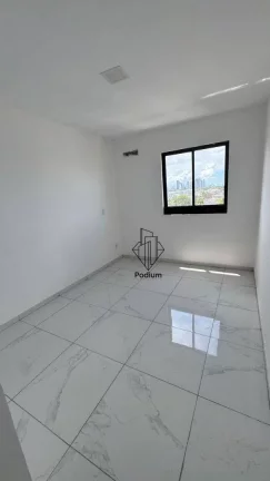 Imagem Apartamento com varanda/sacada no bairro do Portal do Sol- AP2710.