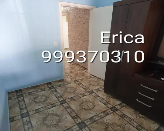 Imagem Casa térrea, com 3 quartos, 2 vagas, amplo quintal FL11