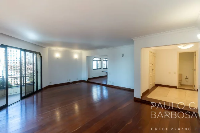 Imagem Itaim Bibi - Rua Sem Saída - 3 Dormitórios (1 Suíte) - 3 Vagas - 240m²