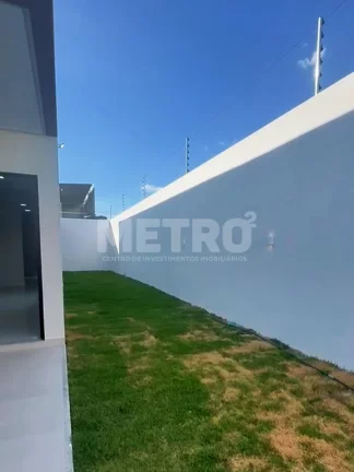 Imagem Casa à venda no Colinas do Rio com 3 quartos, sendo 1 suíte, PETROLINA - PE