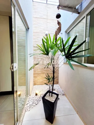 Imagem Excelente Casa no Jardim Coliseu com 3 Dormitórios (1 Suíte), 3 Vagas, 140m² de Construção em Terreno de 203m² – Aceita Financiamento! Aproveite!