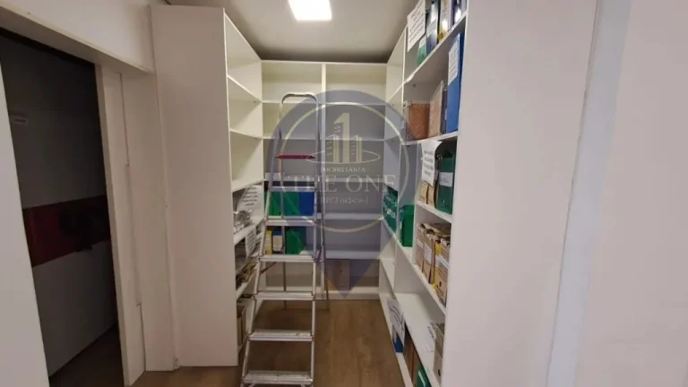 Imagem Casa comercial com 377m², 4 vagas localizado no bairro Sumaré, São Paulo-SP!