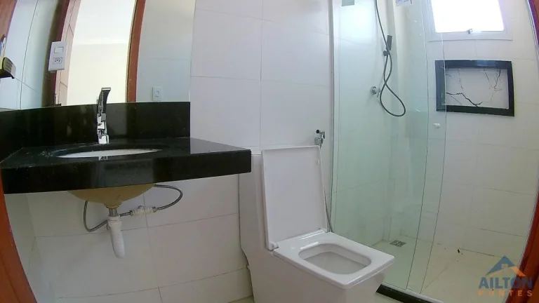 Imagem Casa Duplex com 4 Suítes à Venda na Praia do Morro, Guarapari-ES