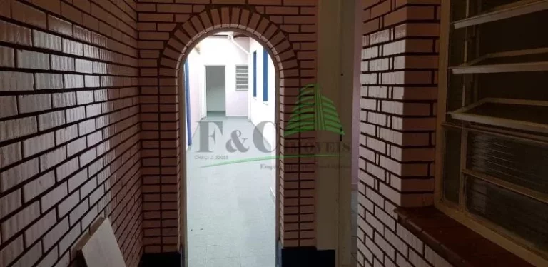 Imagem Casa para Venda em Piracicaba, Centro, 4 dormitórios, 1 suíte, 1 banheiro, 1 vaga