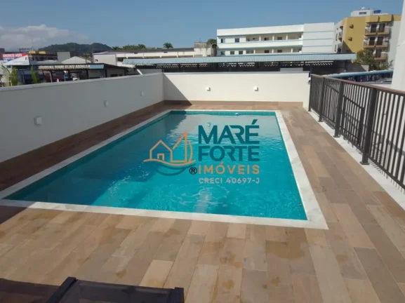 Imagem Linda Cobertura no Centro de Ubatuba com Vista parcial para o Mar e Vista Para Serra