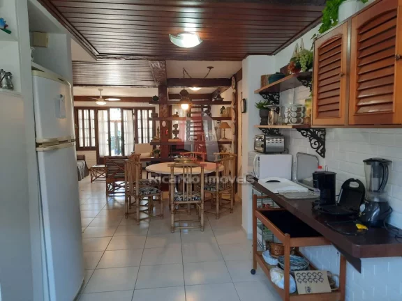 Imagem Linda Casa Duplex Mobiliada Peró