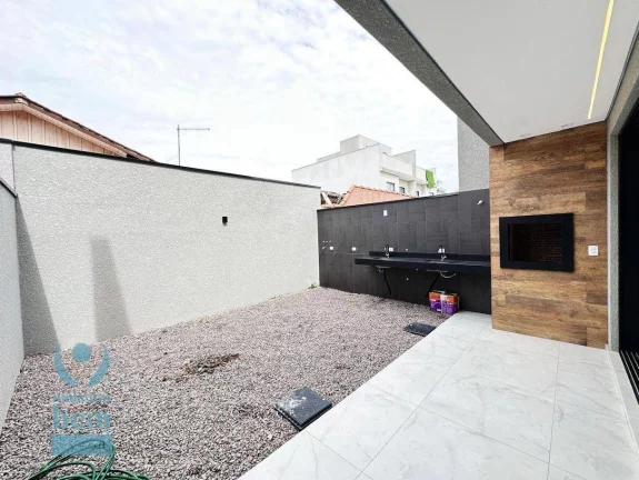 Imagem Maravilhoso Sobrado com 3 dormitórios à venda, 195 m² por R$ 990.000 - Capão da Imbuia - Curitiba/PR